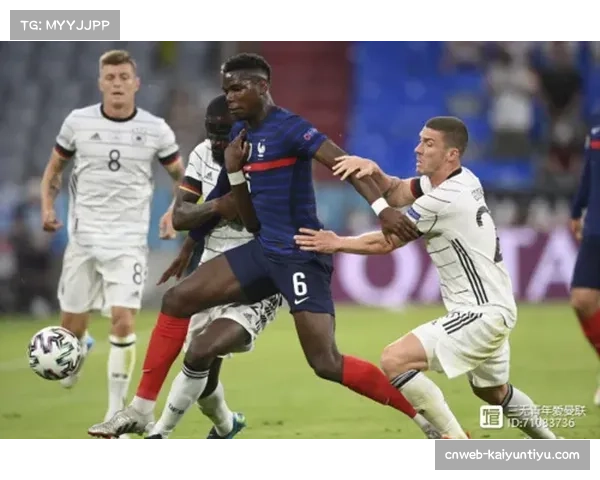 曼联中场传球成功率保持高位，短传渗透结合长传调度